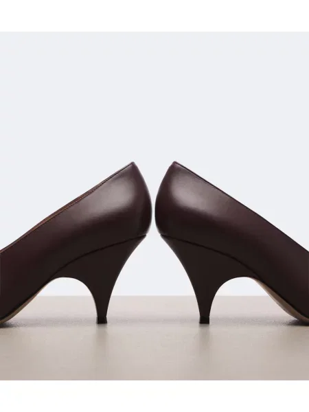 Pantofi cu toc Gianvito Rossi din piele