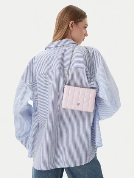 Ватиран колие Calvin Klein розово