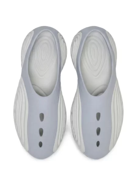 Saboți Crocs gri
