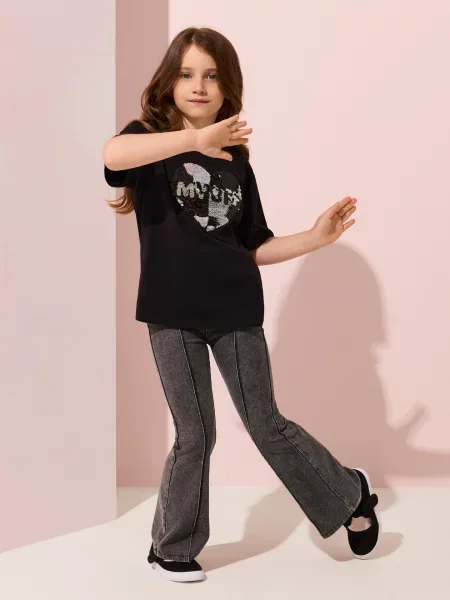 Sinsay Flare jeggings s efektem praní černá