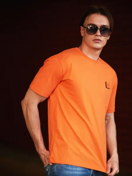 Футболка J.b4 Just Before помаранчева