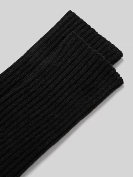 Skarpety z wyhaftowanym logo model ‘COSY’ Falke czarne