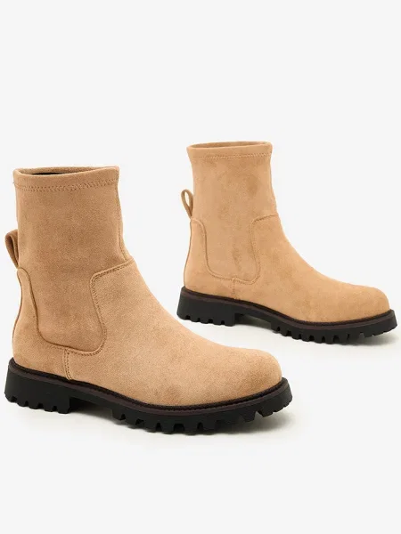 Botine Resti din piele de căprioară negru