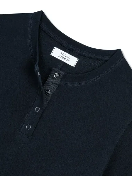 Top Studio Tomboy scurt negru