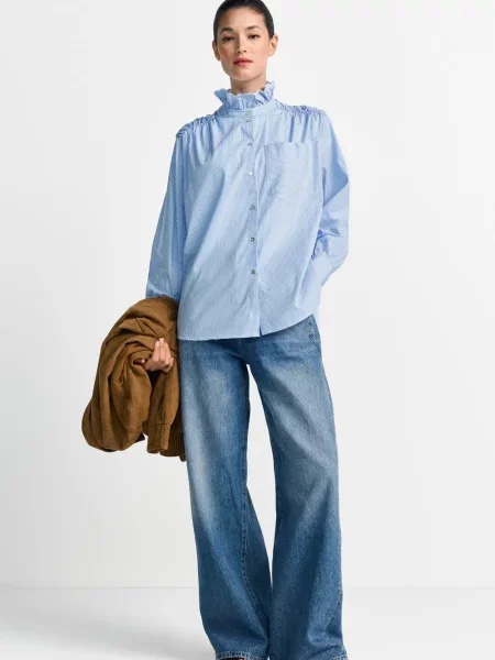 Bluzka o kroju regular fit z czystej bawełny ze stójką Rich & Royal niebieska