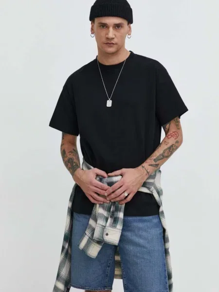 Solid tricou din barbati neted negru