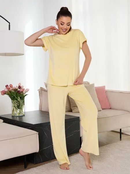 Велюровая пижама пижама Issa Plus желтая