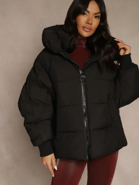 Oversizowa Kurtka Puffer z Kaputrem Mevenassa czarna