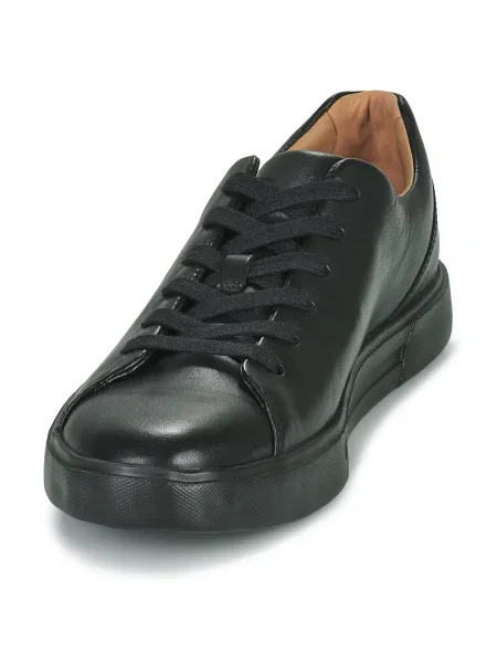 Pantofi Clarks din dantelă negru