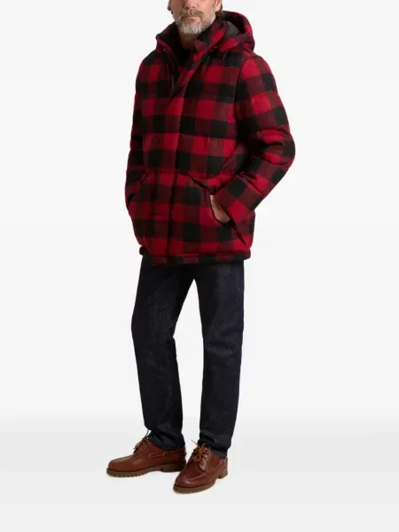 Geacă cu puf Woolrich în carouri roșu