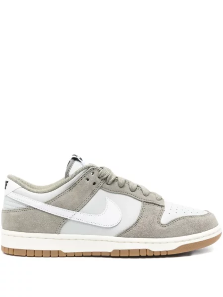 Sneakerși Nike roșu