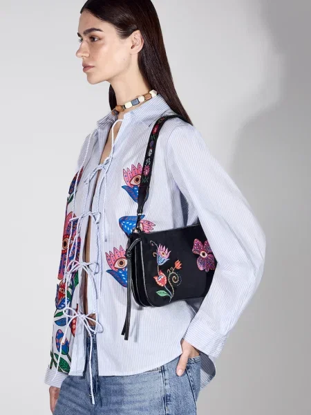 Medicine torebka crossbody z imitacji zamszu