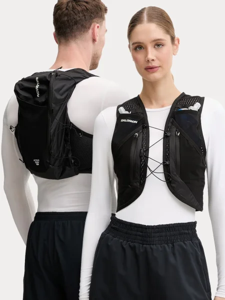 Tekaški brezrokavnik Salomon ACTIVE SKIN 12 črna