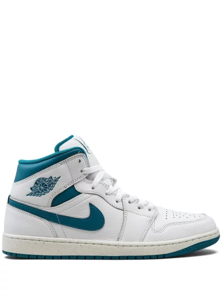 Sneakerși Jordan alb