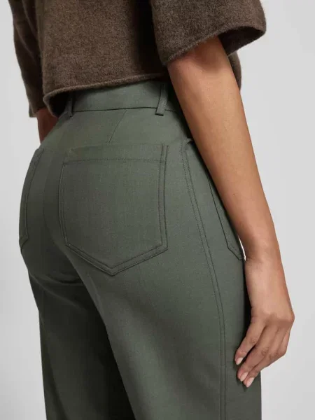 Spodnie z zakładkami w pasie o kroju straight fit z dodatkiem wełny Victoria Beckham