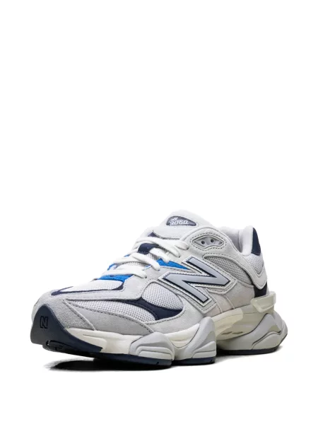 Sneakerși New Balance cu autograf alb