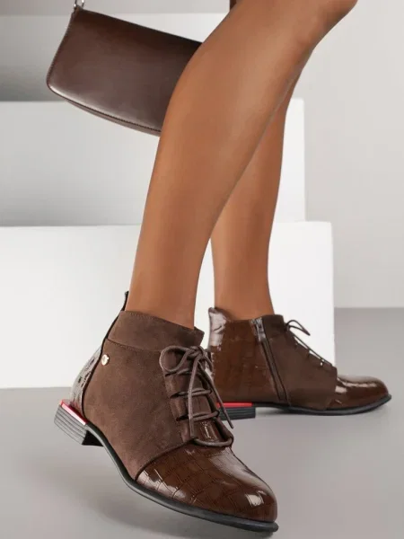 Botine maro