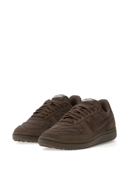 Sneakerși Nike din piele de căprioară maro