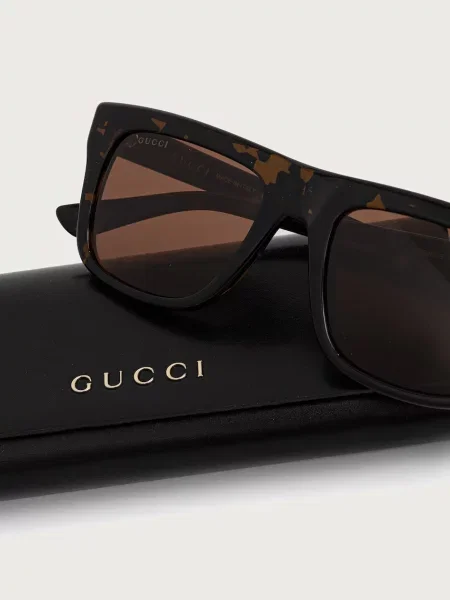 Солнцезащитные очки Gucci