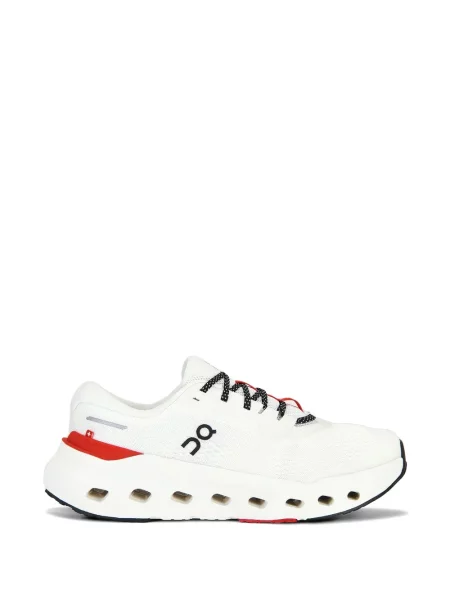 Sneakerși On alb