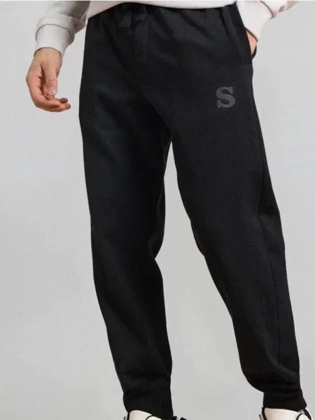 Sinsay Spodnie jogger czarny