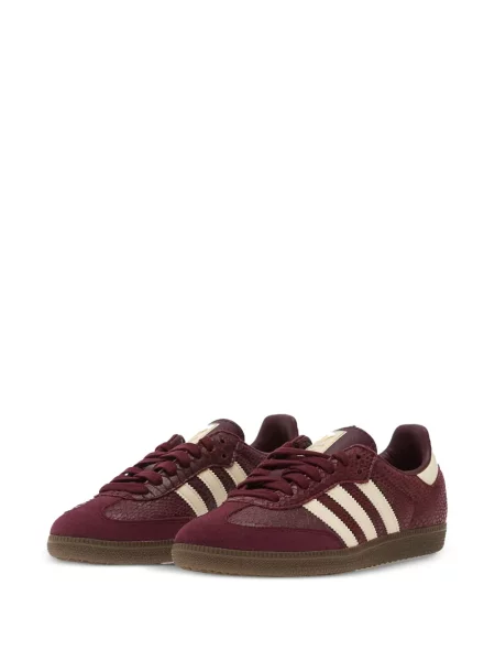 Trčanje majica Adidas s autogramom perforacija crna