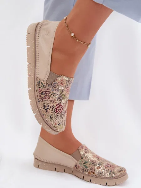 Usnjene superge Maciejka brez rokavov bež