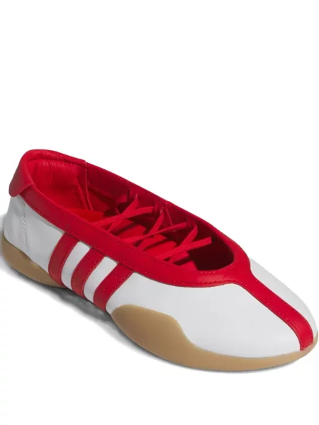 Маратонки Adidas бяло