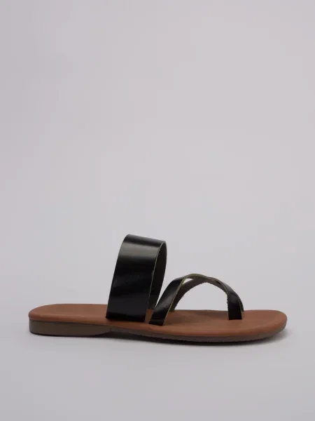 Usnjene natikači Trendyol črna