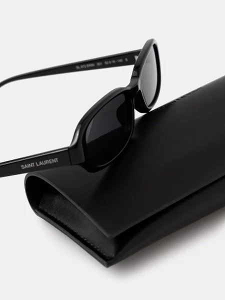 Солнцезащитные очки Saint Laurent