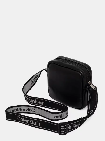 Crossbody táska Calvin Klein autogrammal fehér