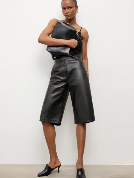 Answear.LAB spodnie skórzane MADDIE z kolekcji Unscripted czarne