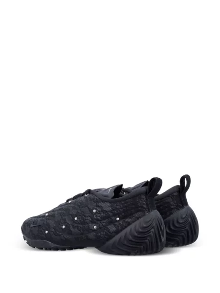 Csipkés sneaker Nike fekete