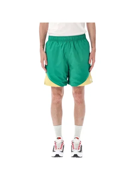 Decupat pantaloni scurți Nike Cortez cu cataramă din poplin alb