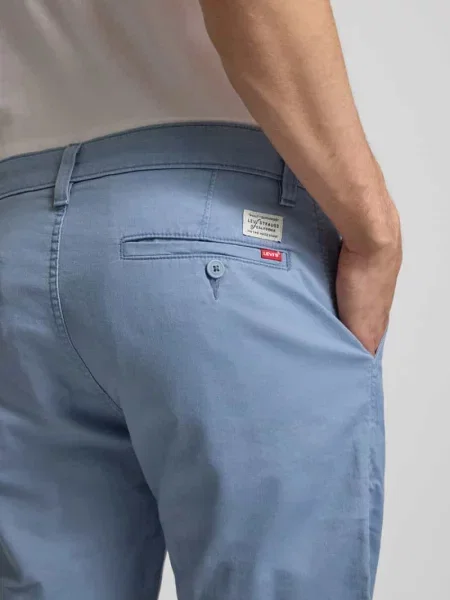 Сhinosy Levi's