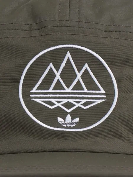 Semišové tenisky Adidas Gazelle s potiskem hnědé