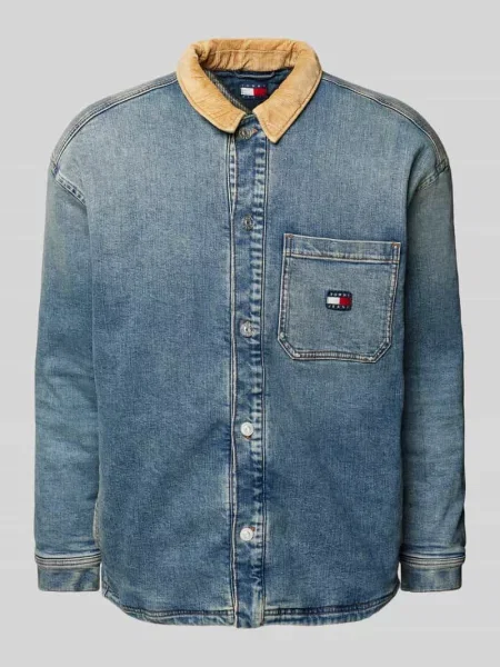 Kurtka jeansowa z nakładaną kieszenią na piersi model ‘COACH’ Tommy Jeans niebieska