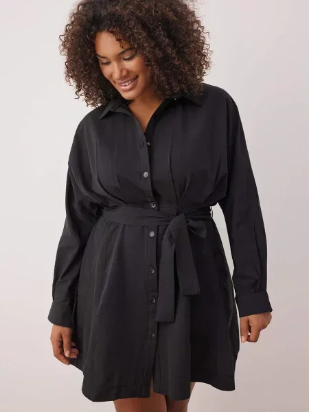 Trendyol Curve Rochie tip bluză negru