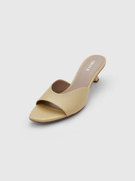 EDITED Sandalai Treasure Mule' geltona