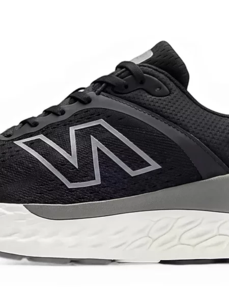 Mrežaste tenisice New Balance Fresh Foam bijela