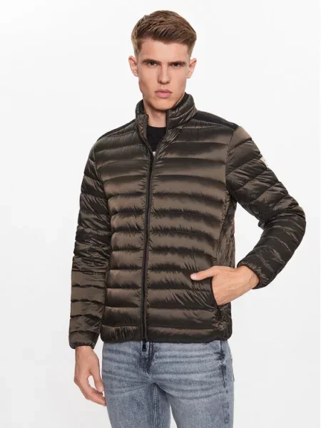 Guess Geacă Comfort Fit maro