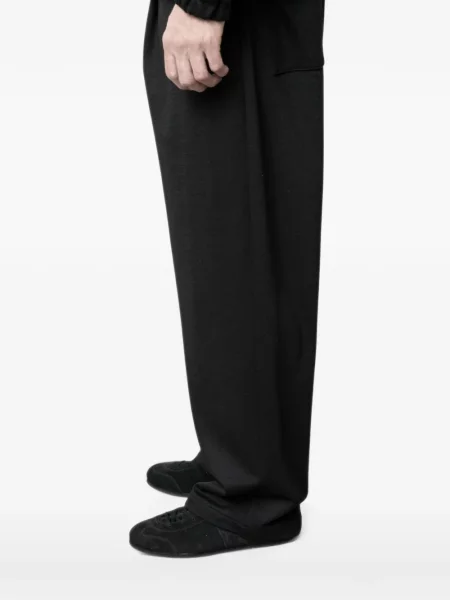 Pantaloni Still By Hand negru