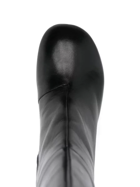 Botine Patrizia Pepe din piele cu cataramă negru