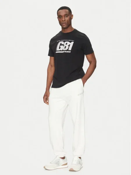 Тениска Guess черно