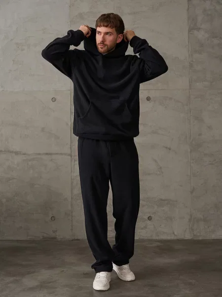 Костюмный спортивный костюм Issa Plus черный