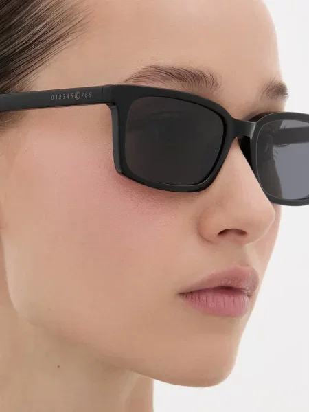Maison Margiela napszemüveg LUNETTES 5 NOIR fekete