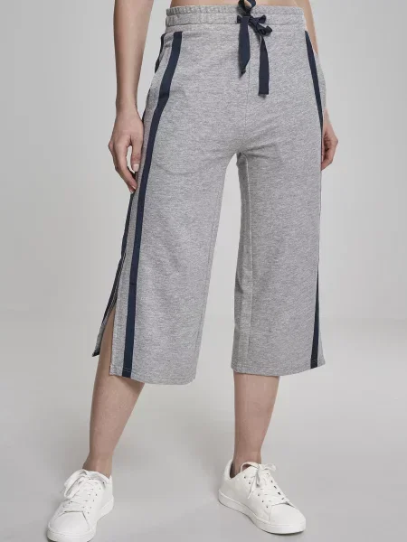 Pantaloni culottes Urban Classics din material terry gri