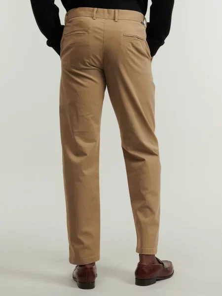 Chino hlače Jack & Jones smeđa