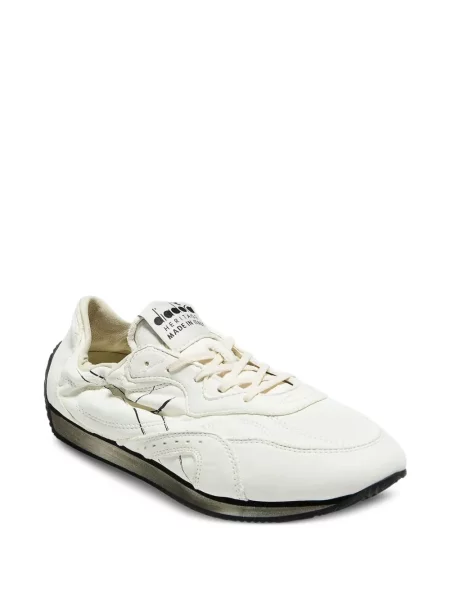 Sneakerși Diadora zdrențuiți