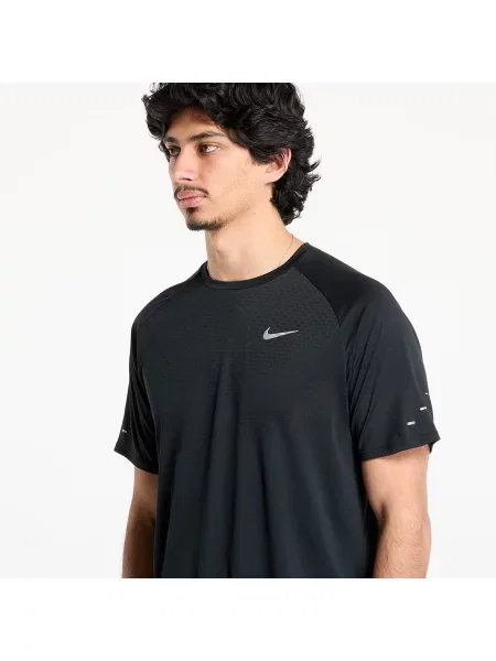 Pánske bežecké tričko Nike Stride ADV black čierna